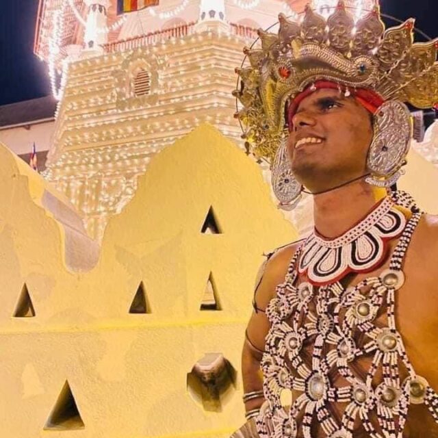 【4つの世界遺産周遊宿泊ツアー】シーギリヤ＆ダンブッラ＆ポロンナルワ＆キャンディ【貸切／3泊4日／日本語ガイド】空港お迎え＆前泊付きプラン